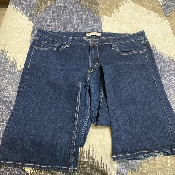 Jeans - Picture 2 of 4